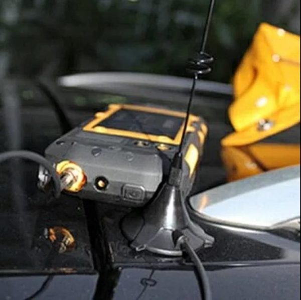 Runbo Phone Walkie Talkie Vehicle Antenna with Magnetic Mount - Image 4